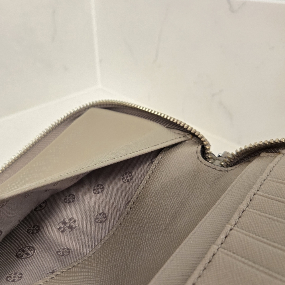 Tory Burch Perforated Quilted Wristlet Wallet in Taupe - Picture 6 of 6